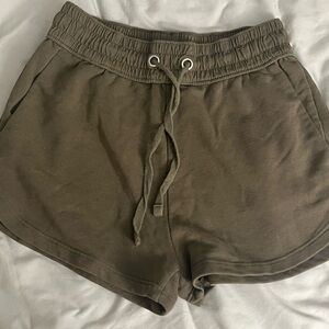 olive green summer shorts :)